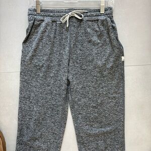 Vuori Performance Joggers Size 
Small Women’s Gray